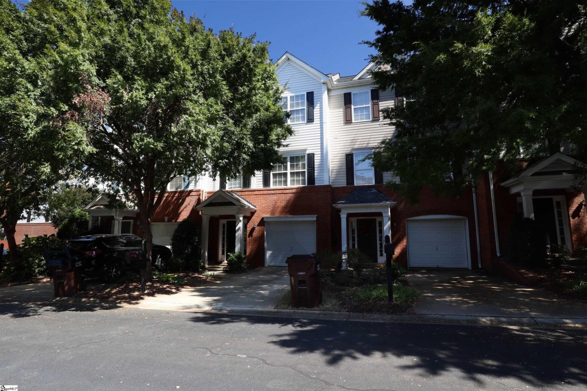 817 Giverny Court