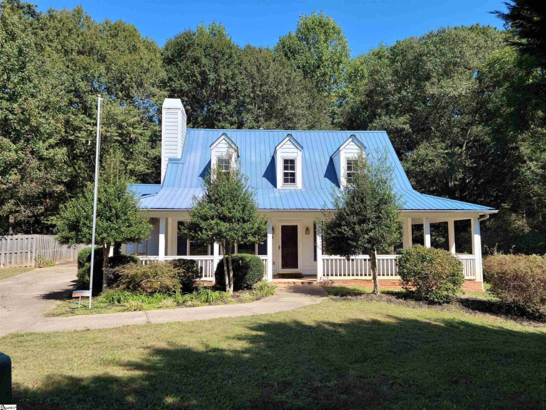 4 Elm Court