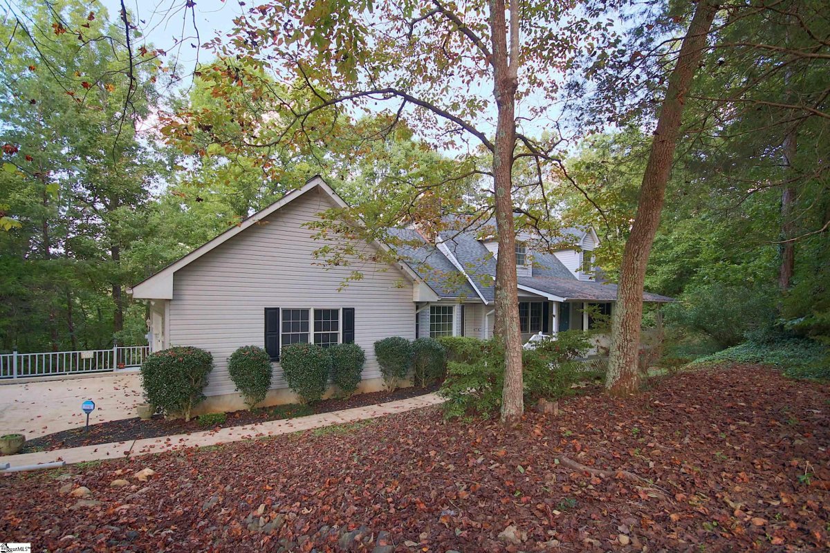 111 Magnolia Way