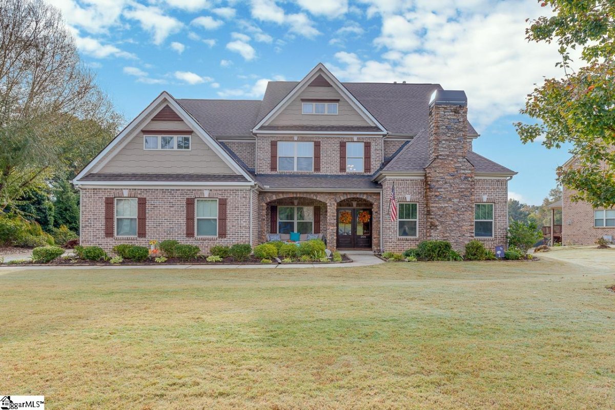 204 Tuxedo Lane