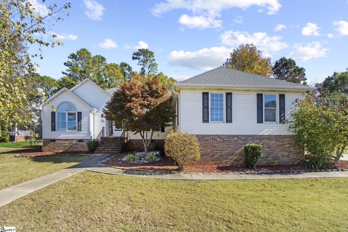 2 Norvin Court