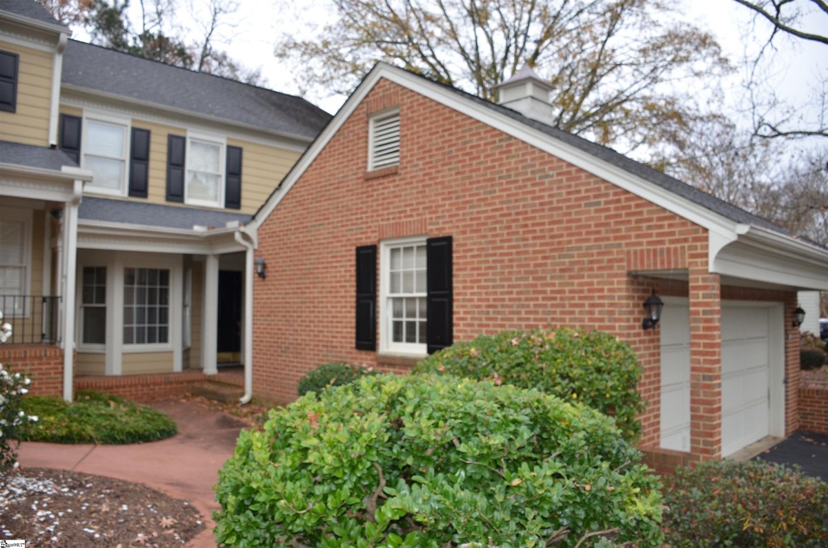 1227 Shadow Way