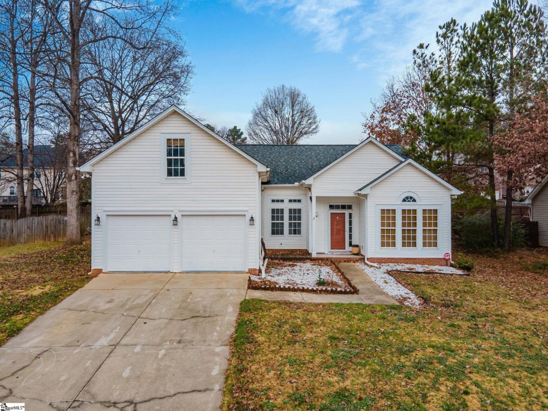 406 Rolling Pines Lane