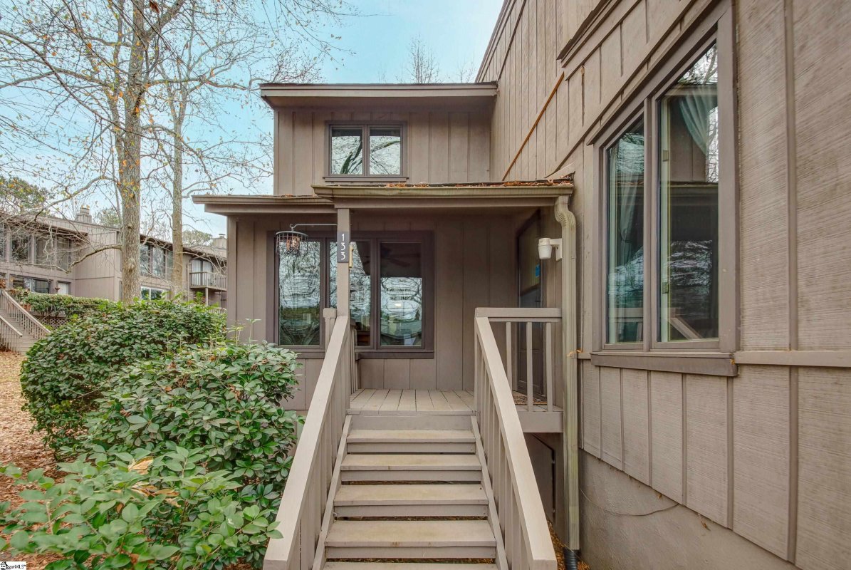 133 Ingleoak Lane