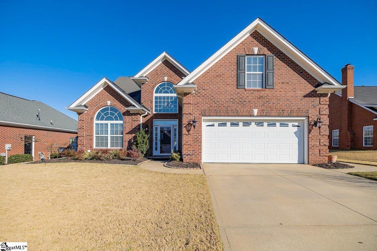 19 Cedarcrest Court