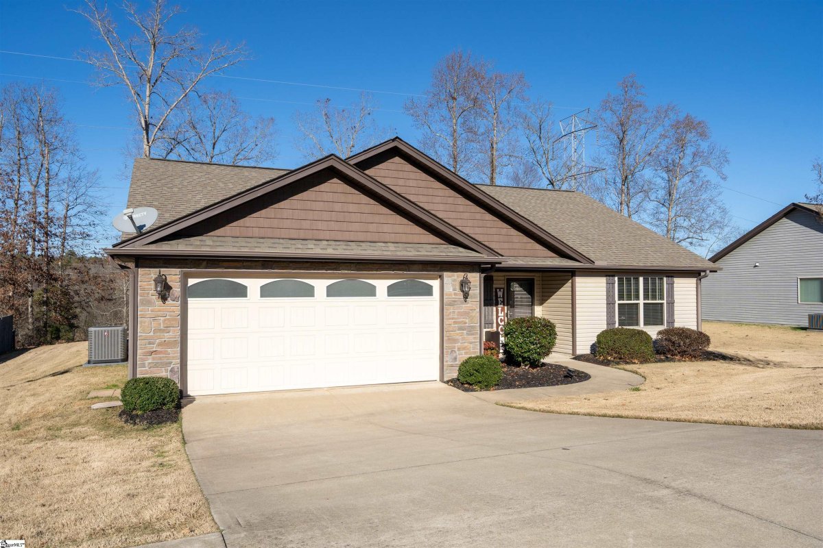 123 Autumn Hill Road