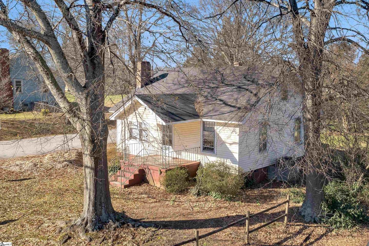 122 Parkins Mill Road