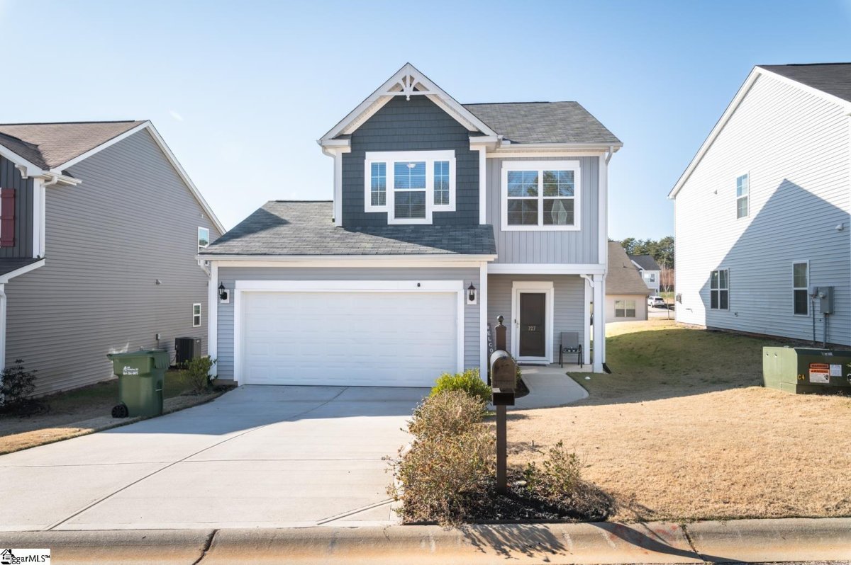 727 Hayden Lane