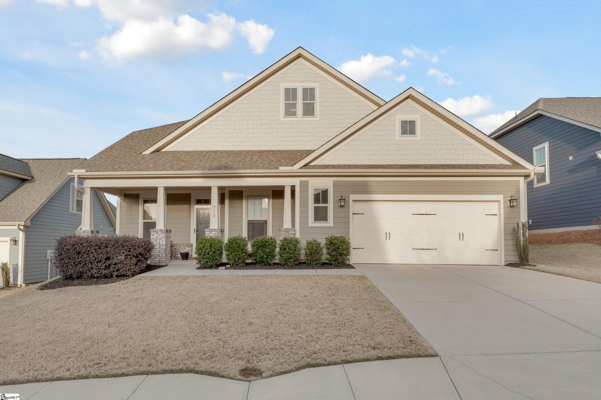 712 Lockhurst Drive