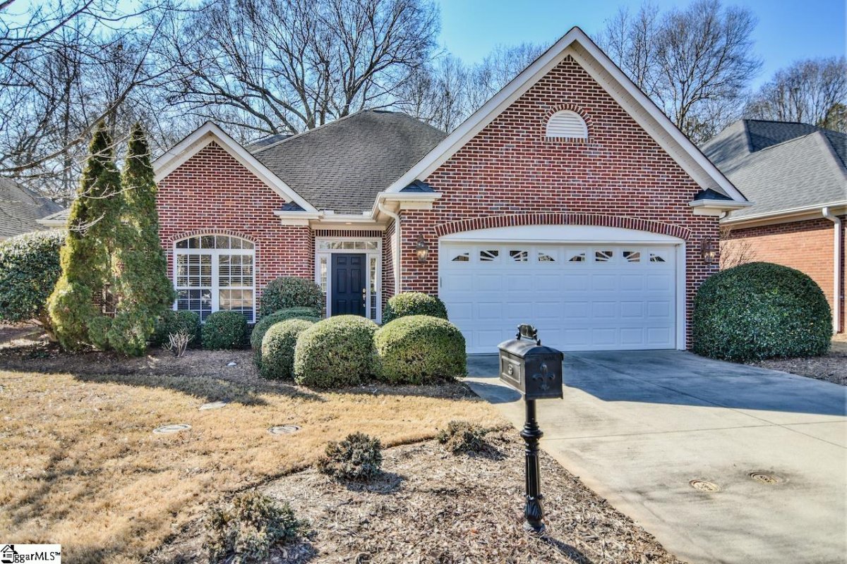 2 Wineberry Way