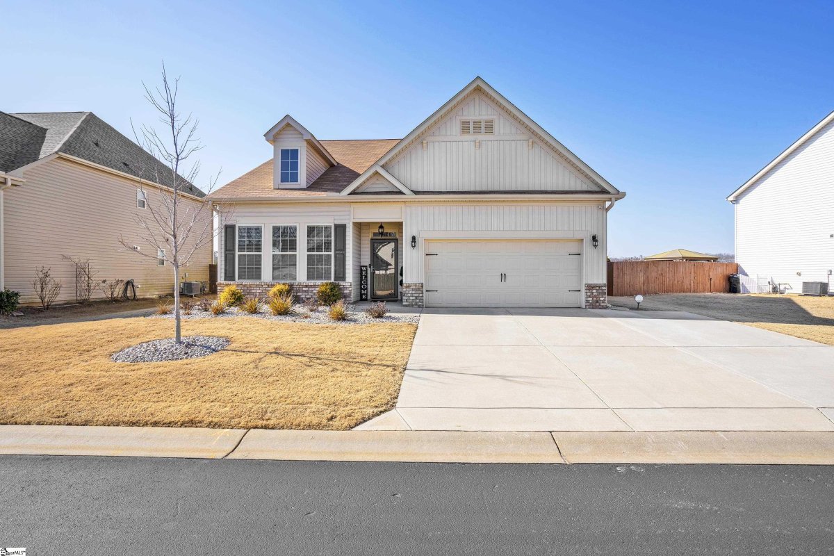 360 Meadowpark Lane