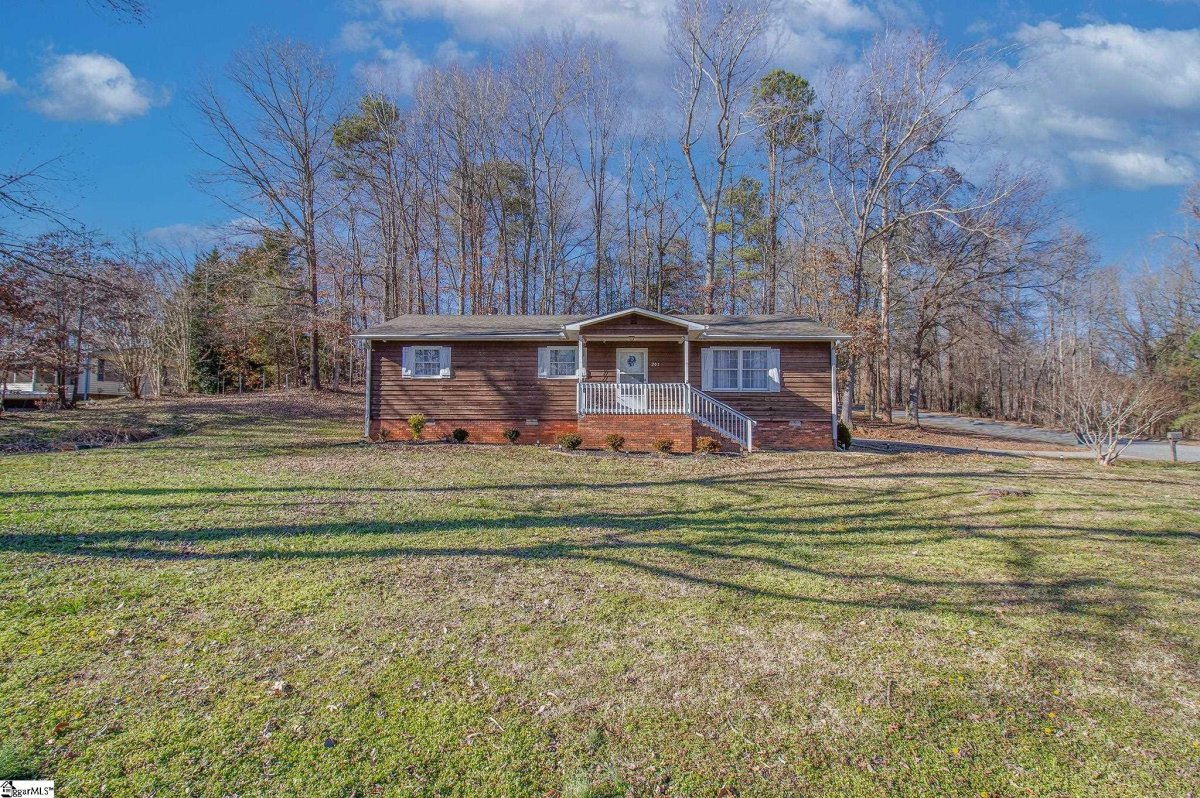 201 Laurelwood Drive