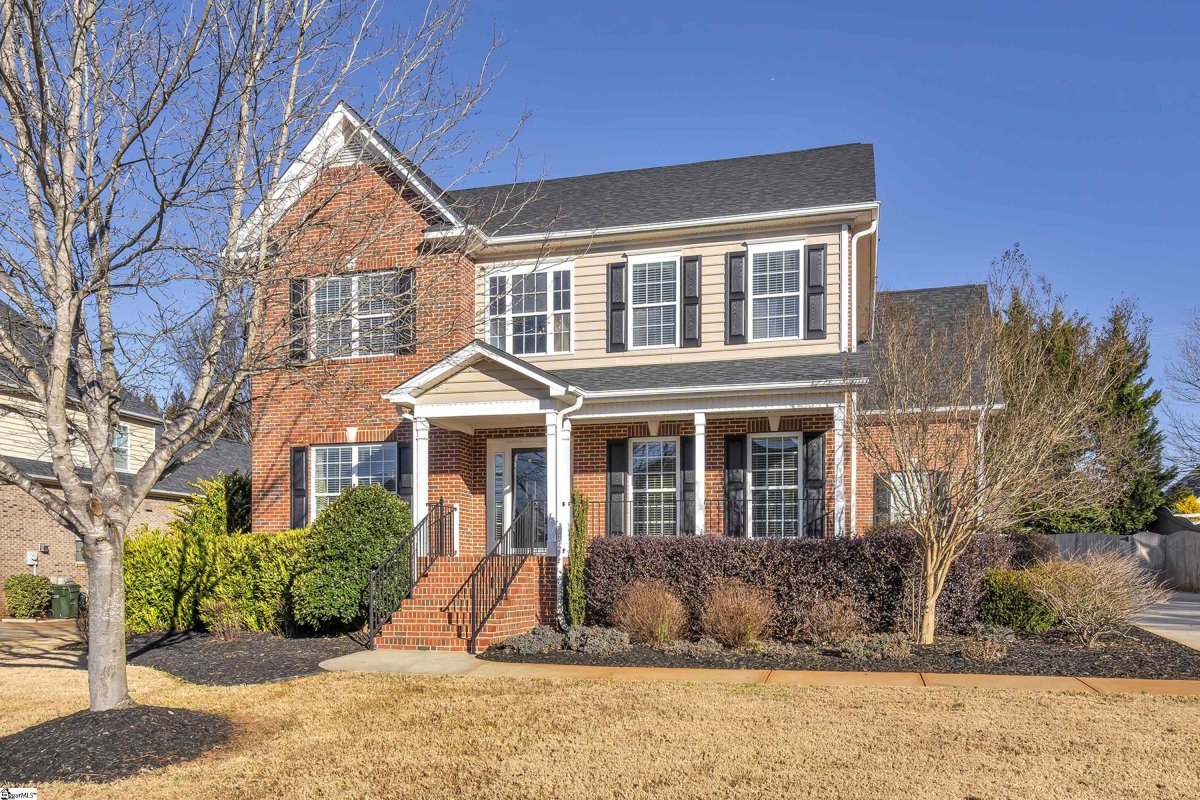 112 Gladstone Way
