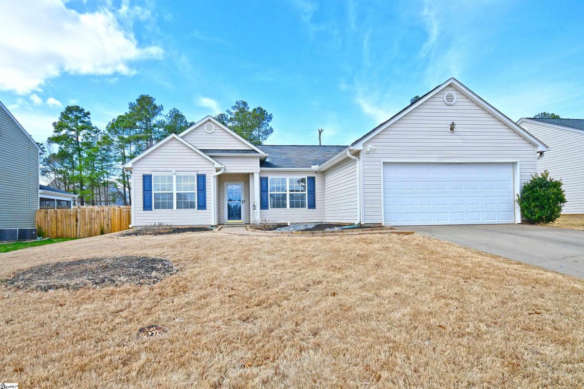 413 Woodford Way