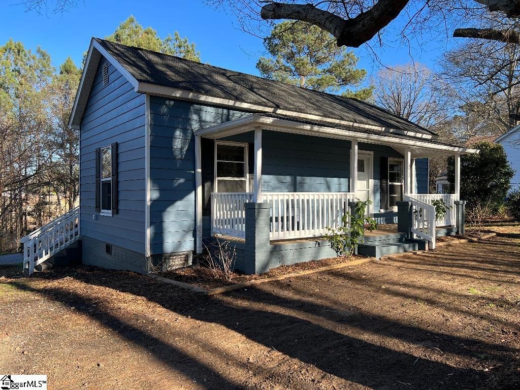 302 Lucky Street