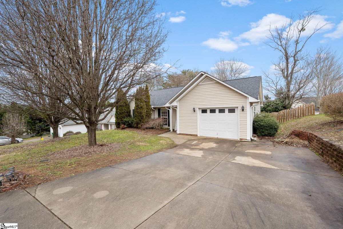 202 Pheasant Ridge Drive