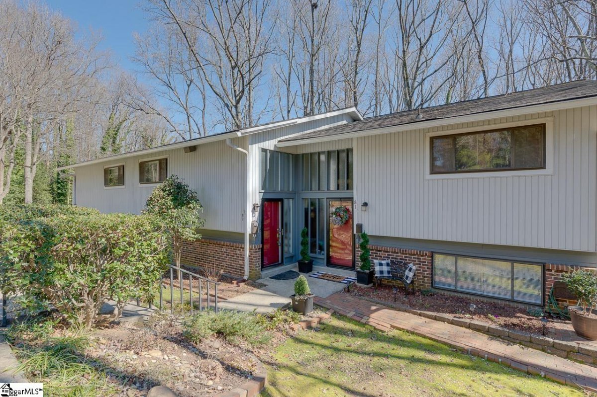 82 Briarview Circle