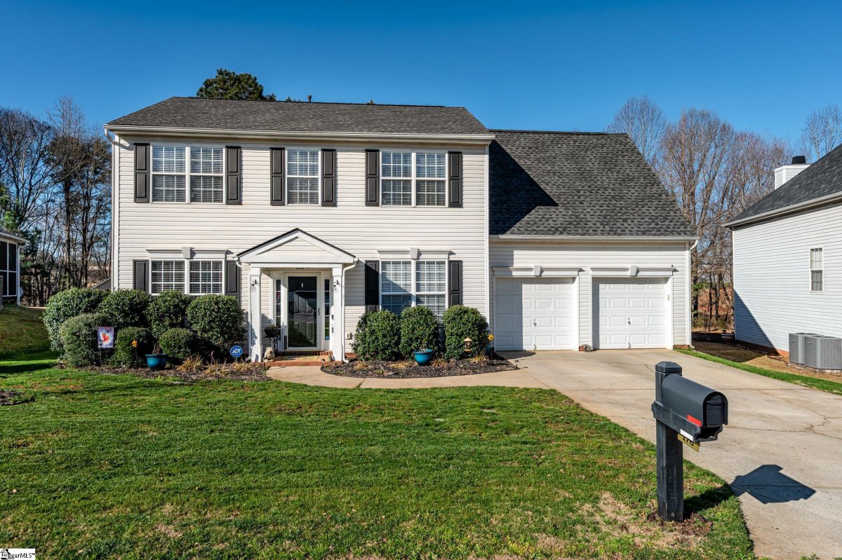 176 Birkhall Circle