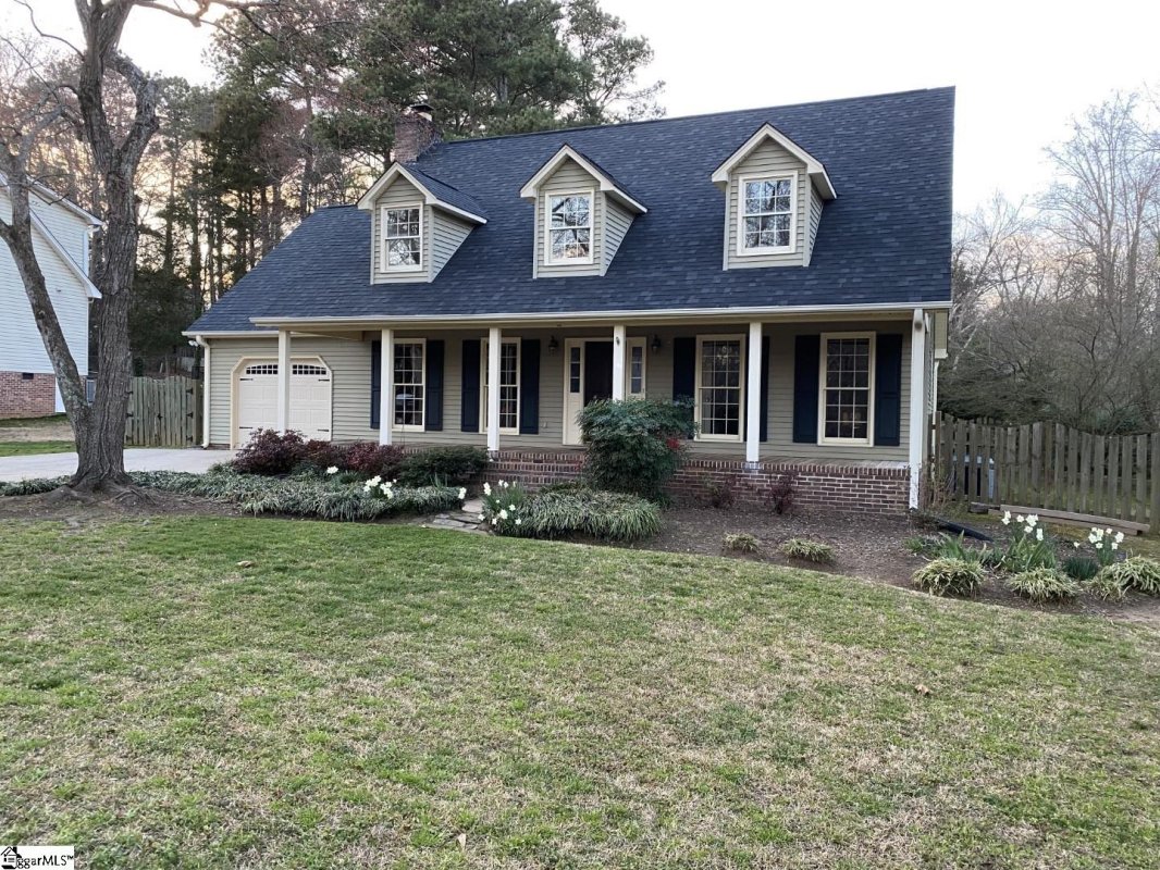 709 Pineapple Pointe