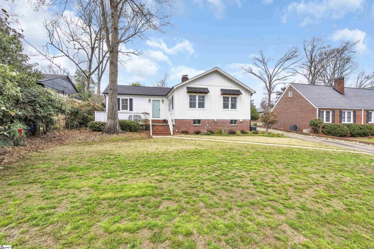 27 Douglas Drive
