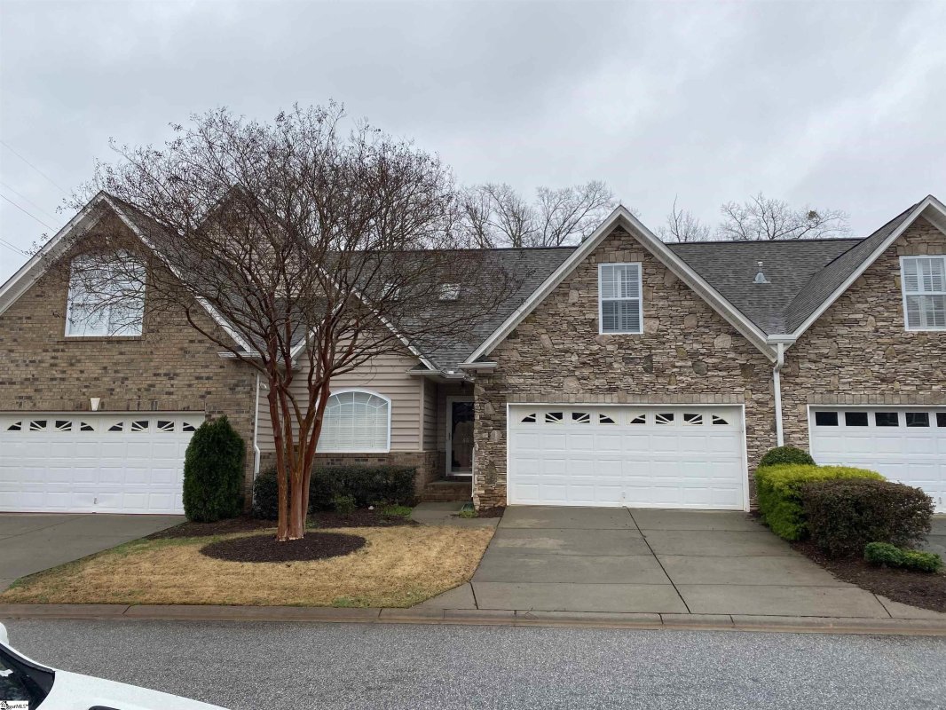 60 Reddington Drive