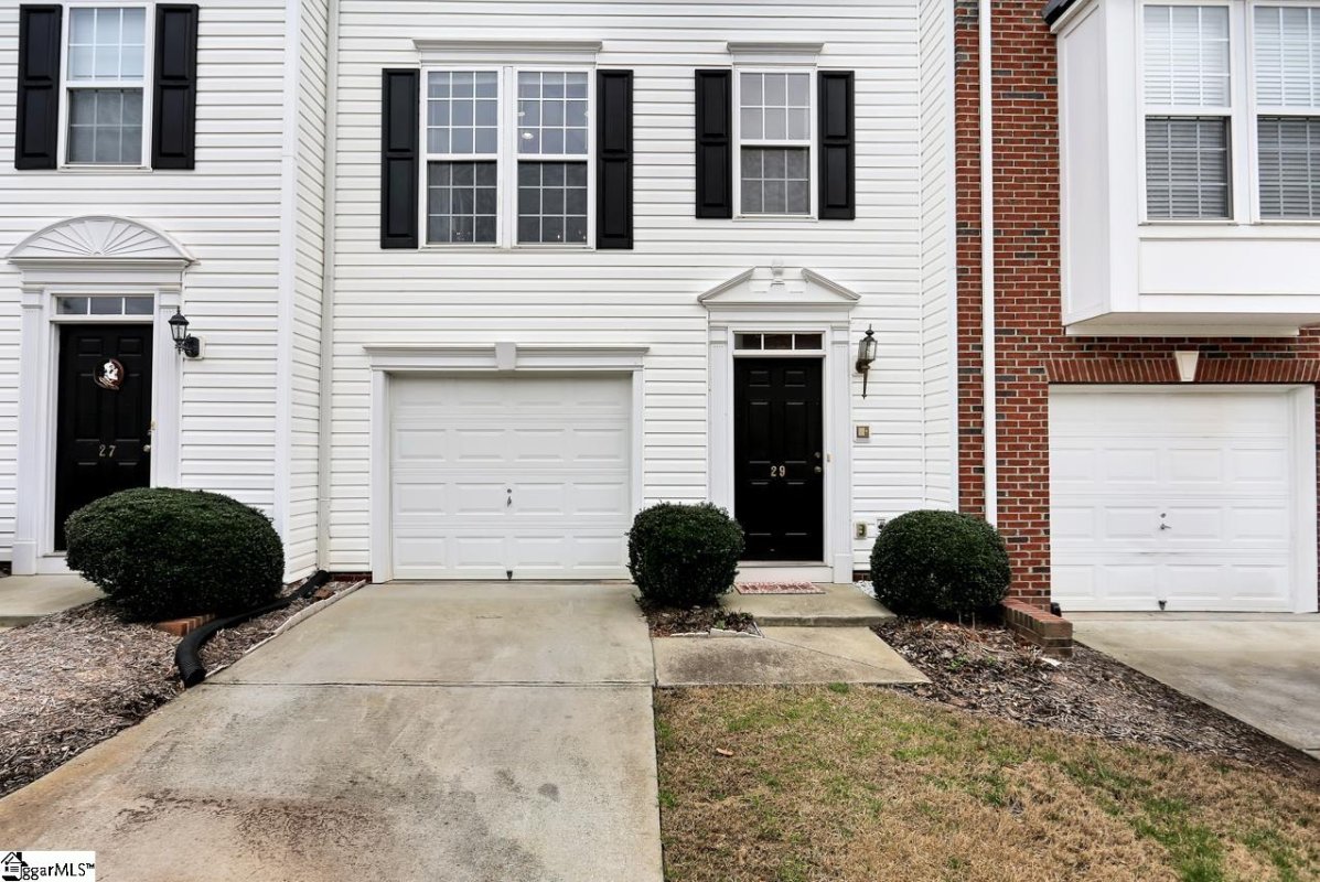 29 Heritage Oak Way