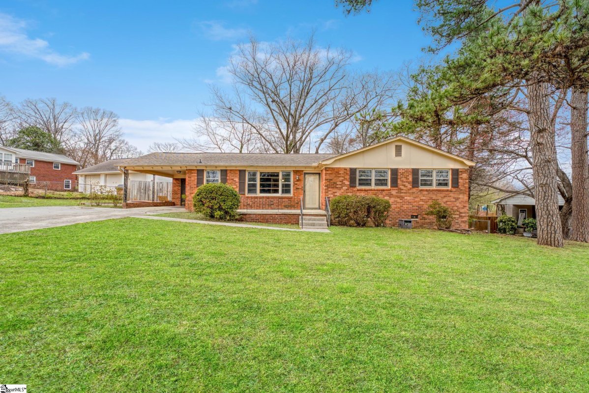 1 Woodleigh Drive