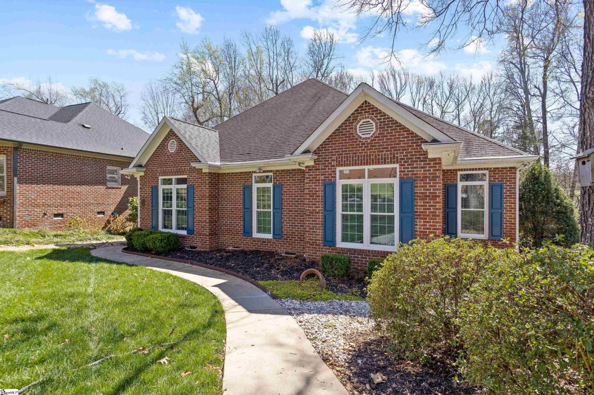 135 Windstone Drive