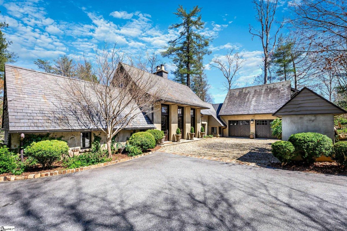 117 Mist Flower Lane