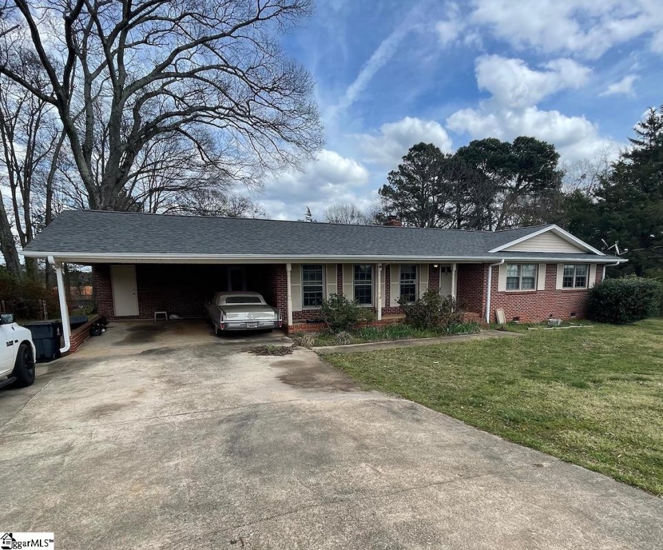 1327 Fork Shoals Road