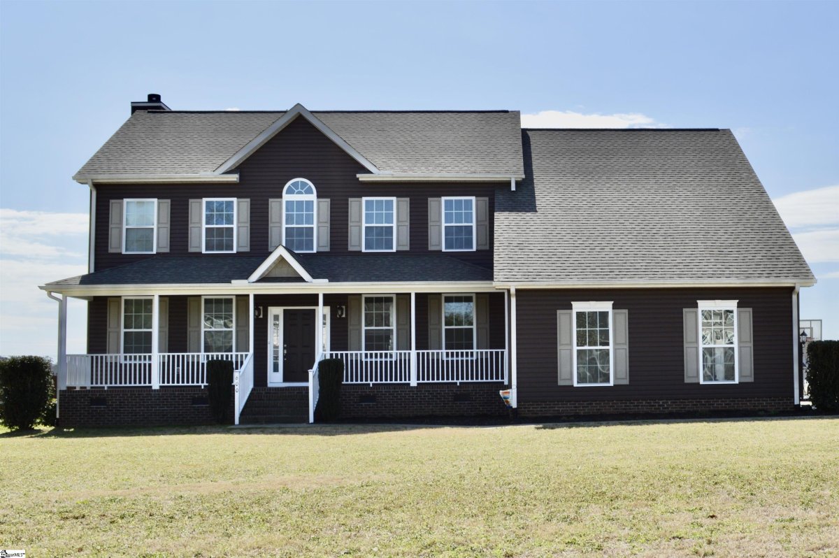 600 Saddlebred Drive