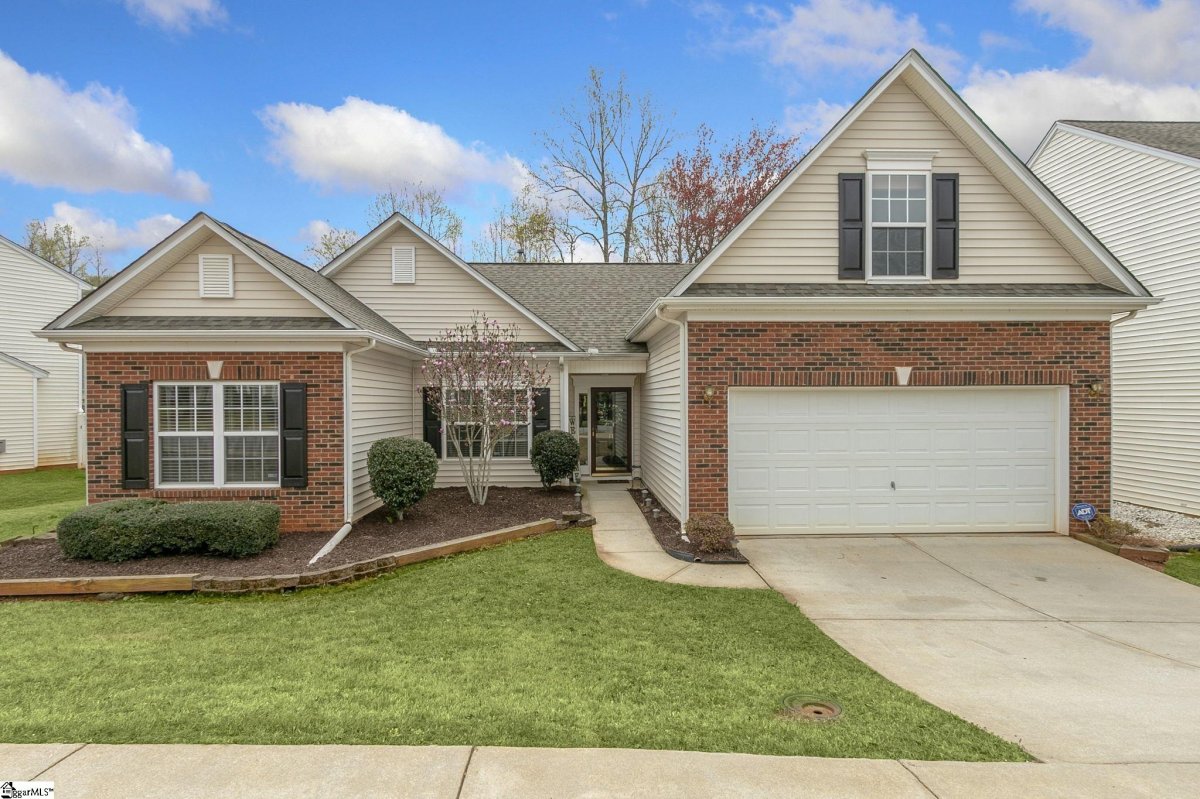11 War Admiral Way