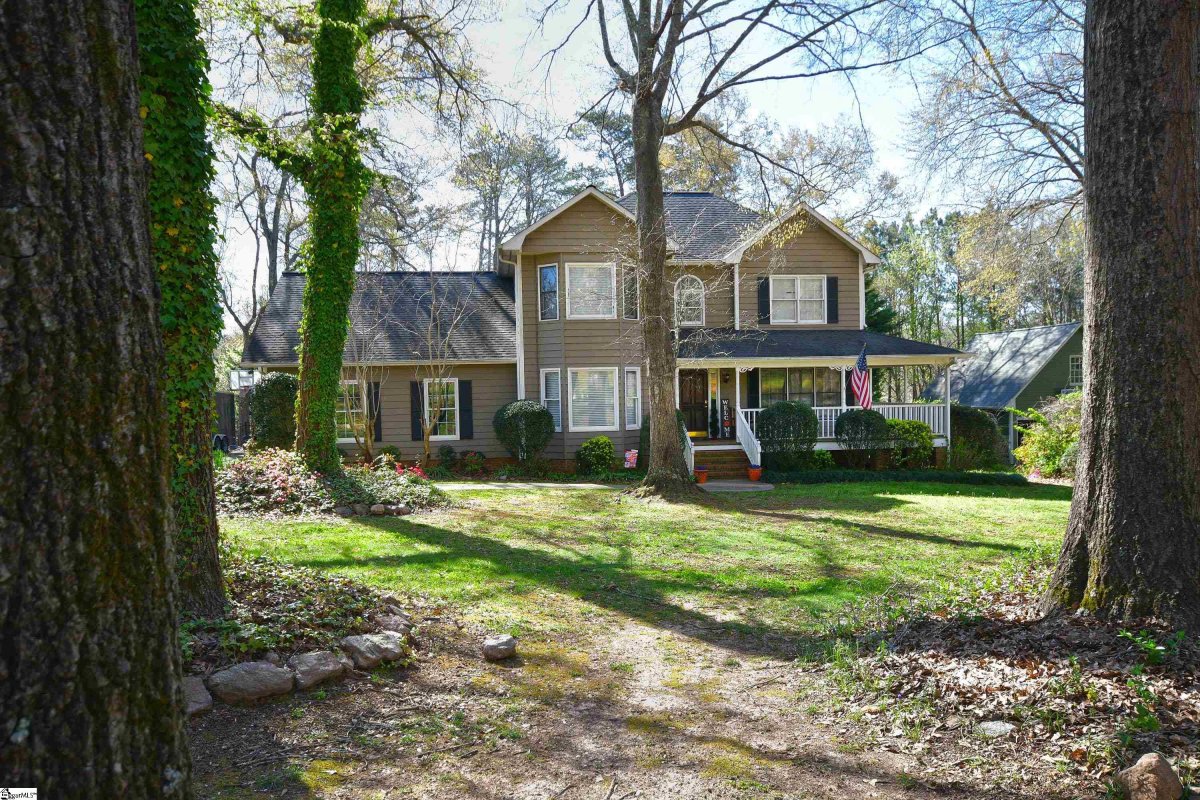 319 Tracy Lane