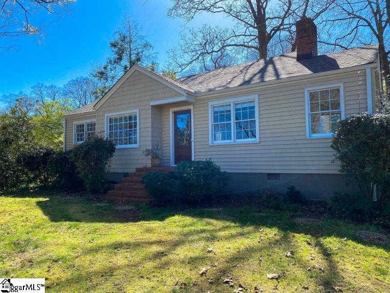 811 Summit Drive