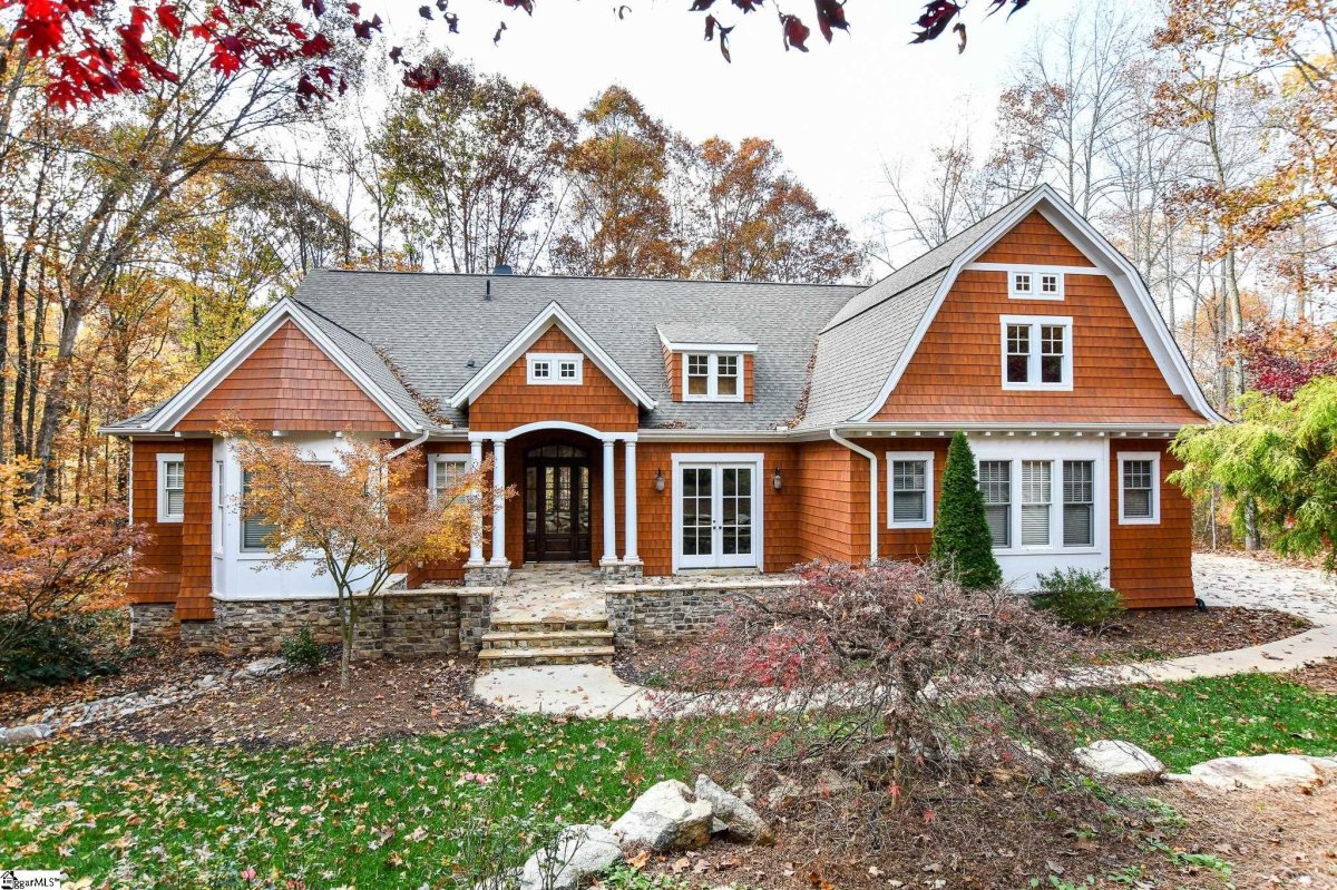 8 Mossy Brook Trail