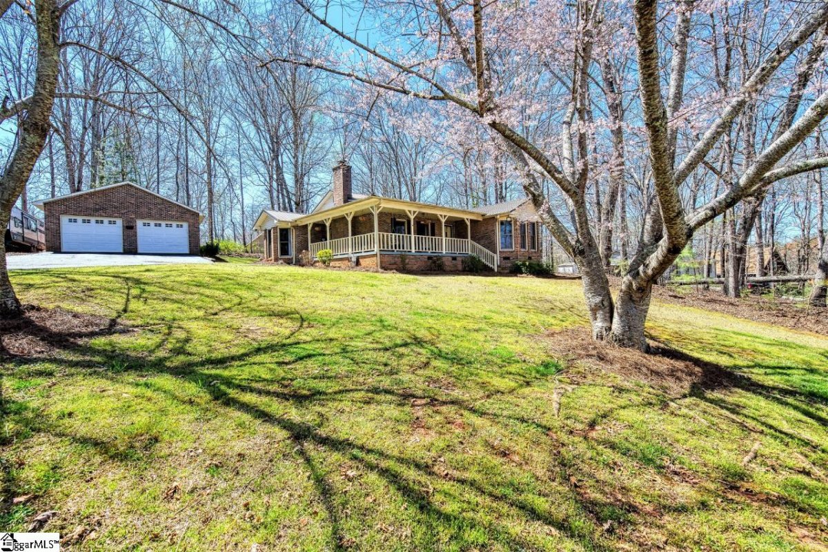 109 Fernwood Drive