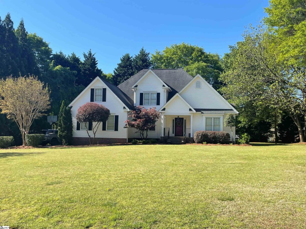 110 Lochmere Court