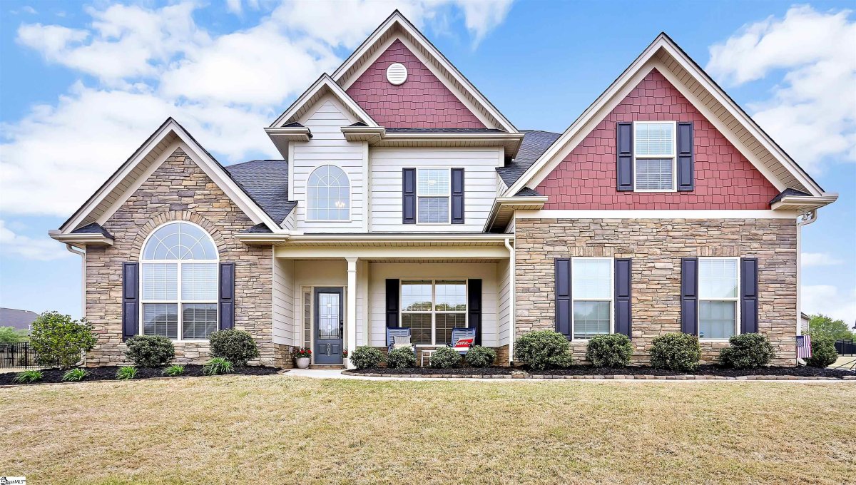 201 Walnut Hill Court