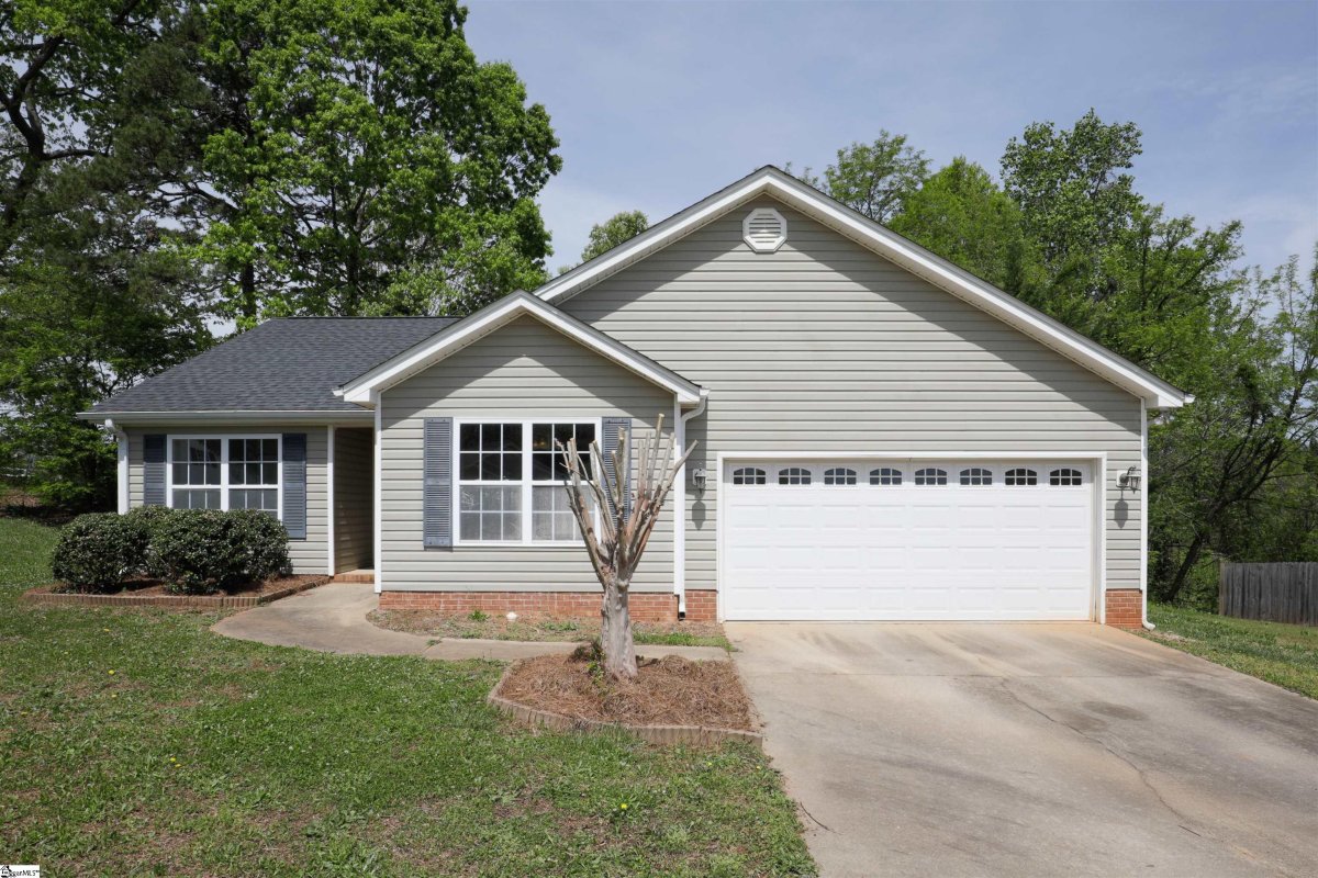 4 Wood Spring Court