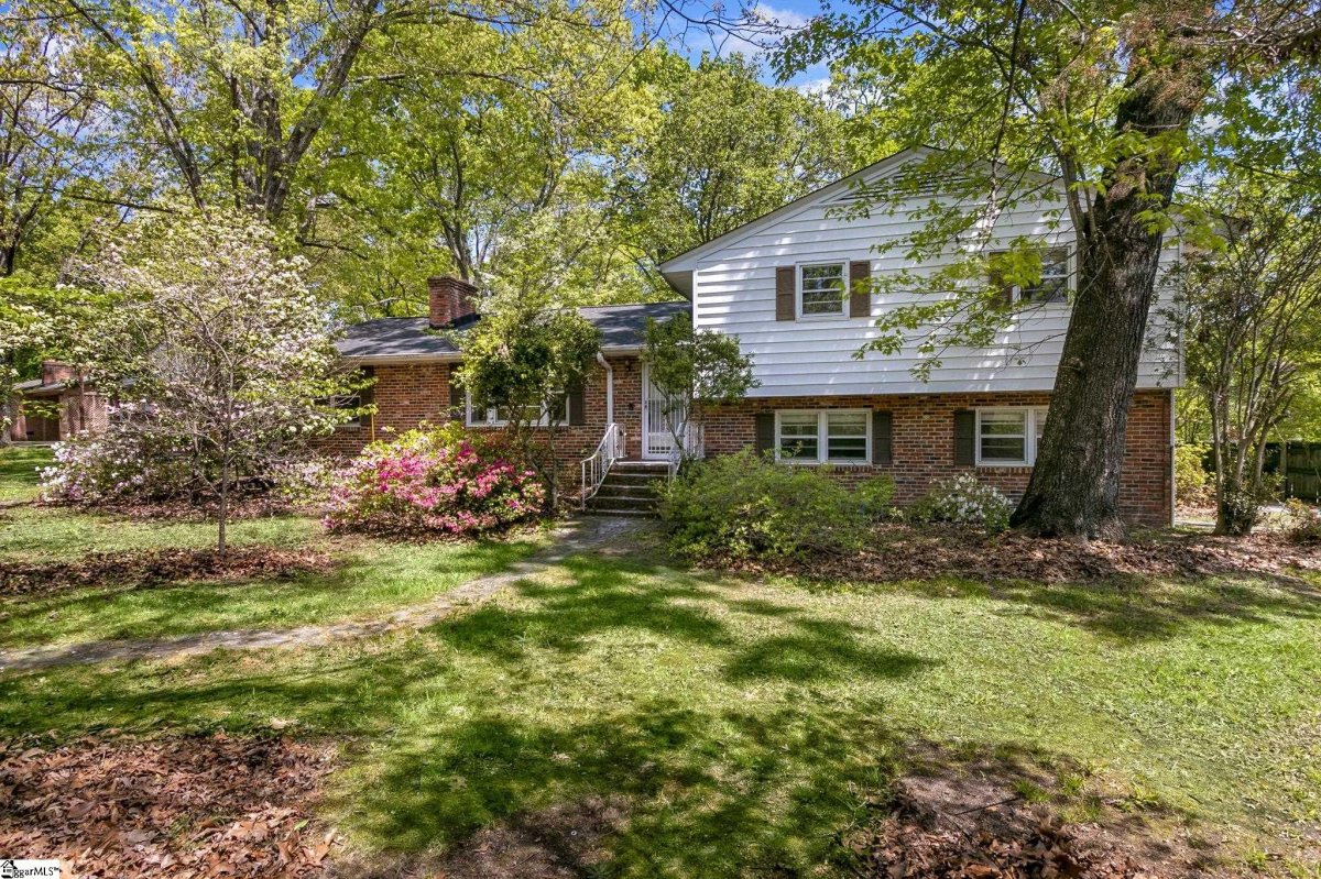 2 Windemere Drive