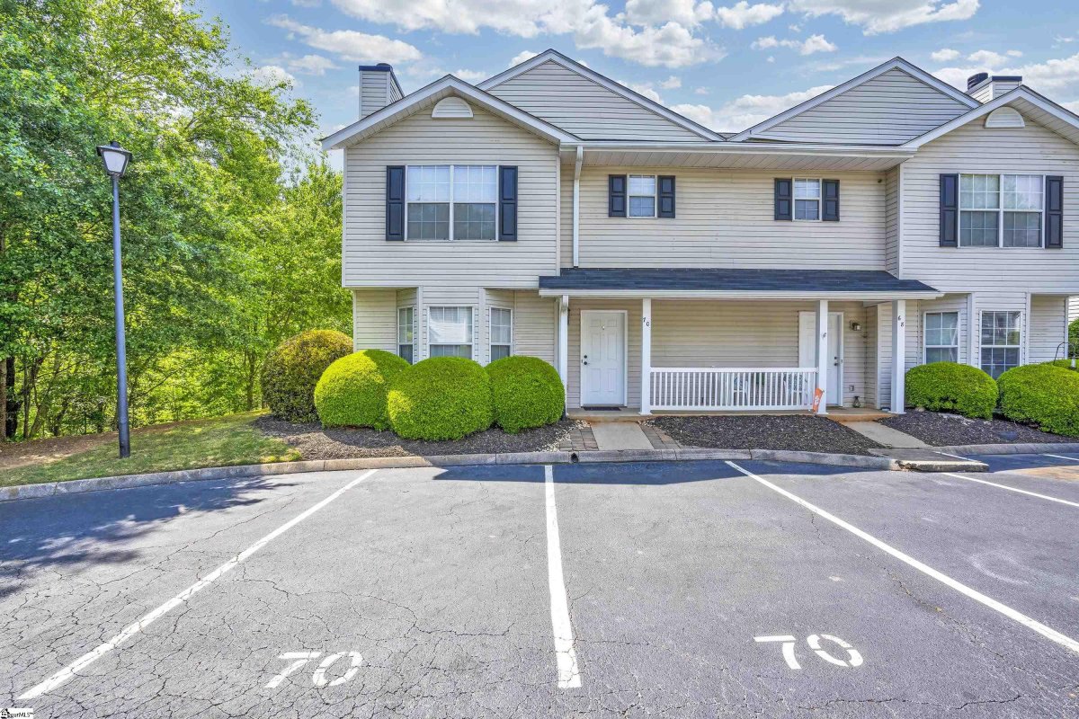 70 Hayfield Lane