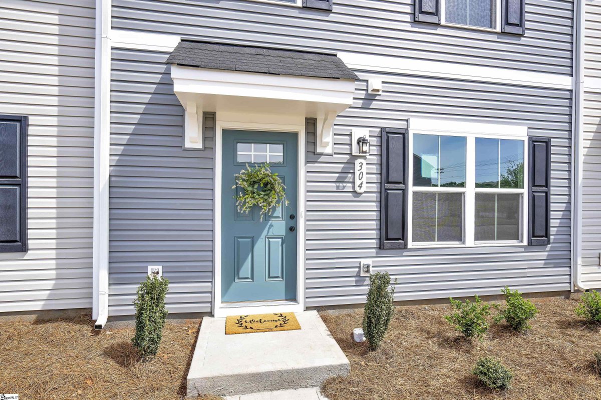 304 Bristling Briar Trail