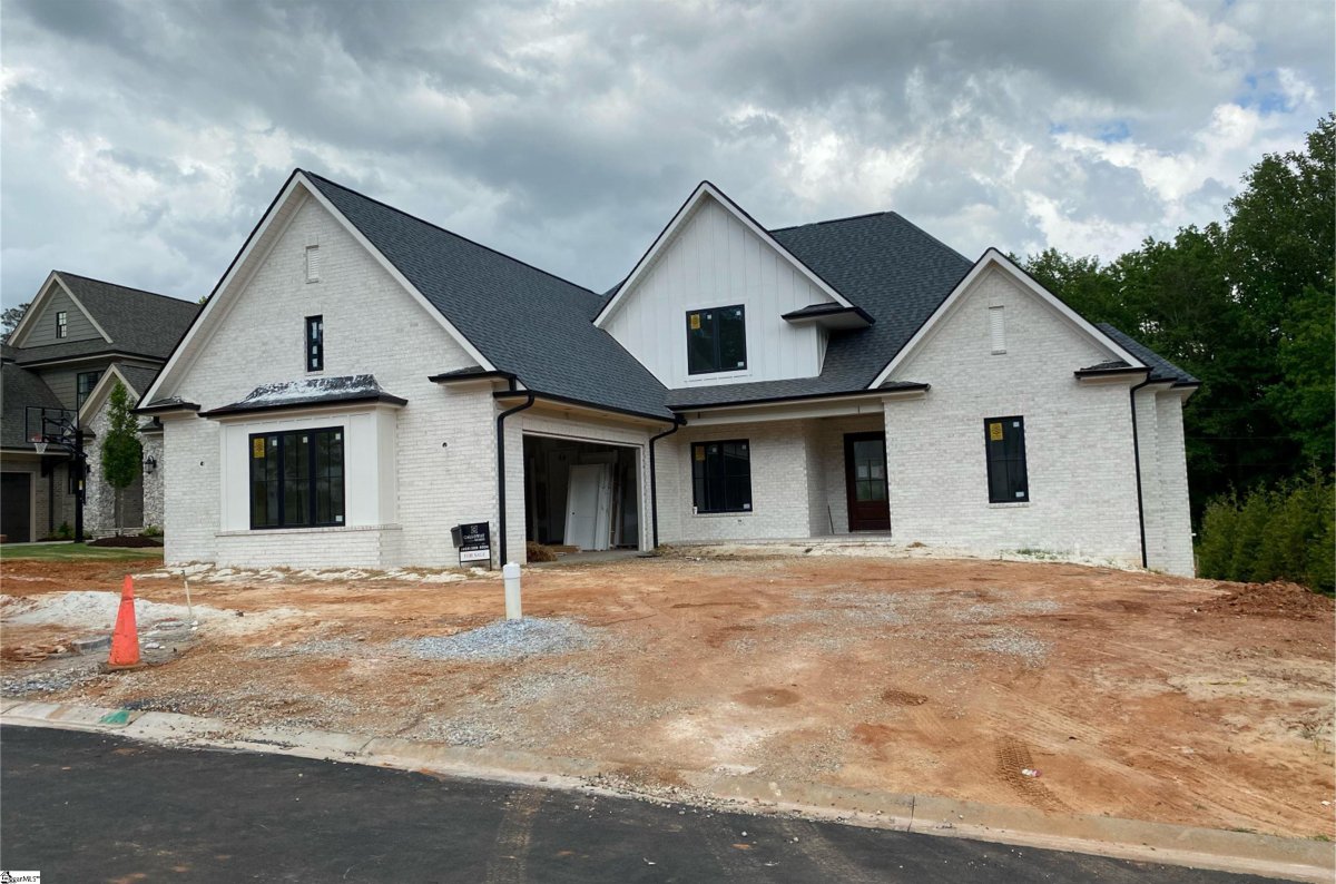 308 Redfern Court