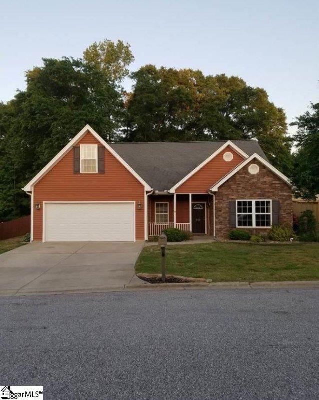 208 Applehill Way