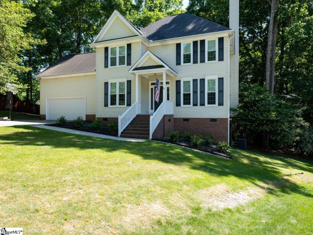 5 Kinglet Court