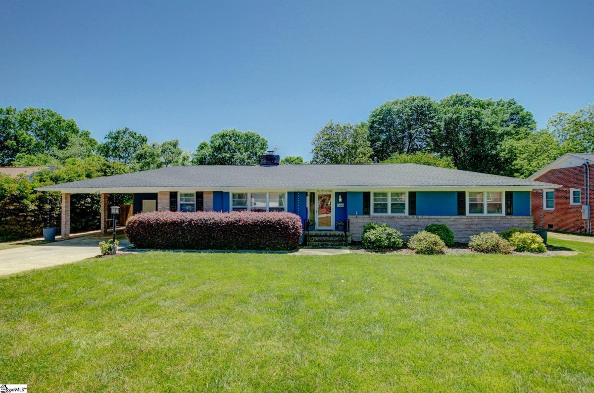 108 Adelaide Drive