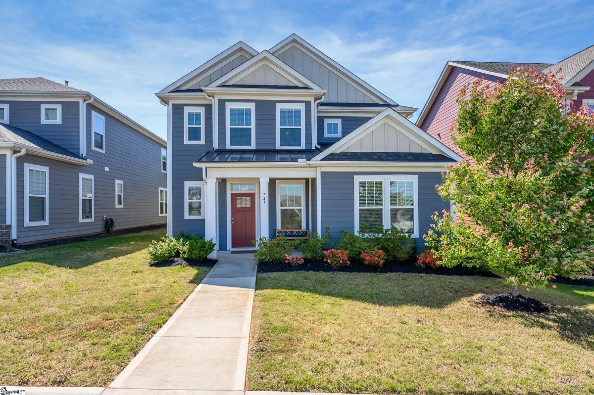 743 Rose Penny Lane