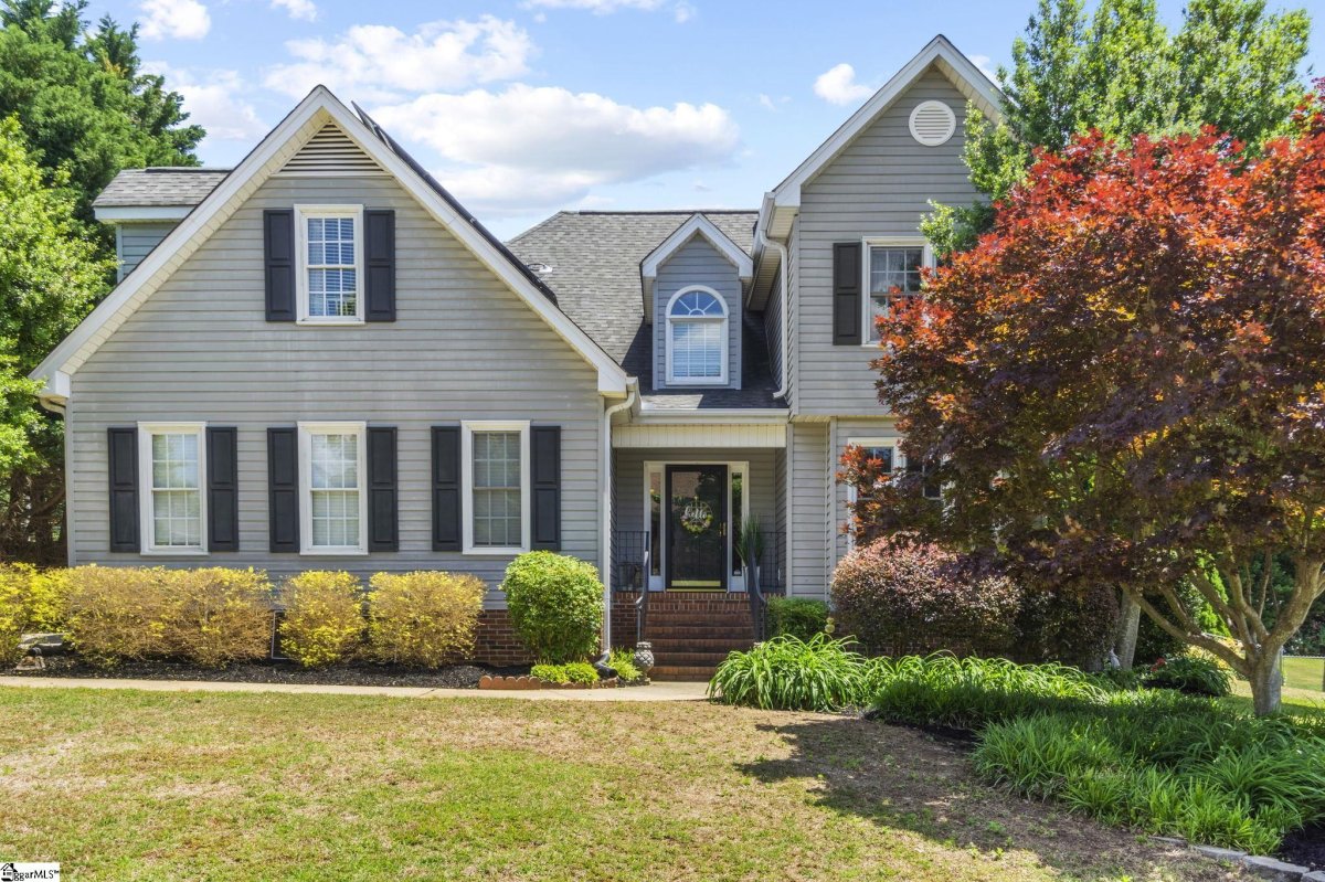 3 Meadow Ridge Drive