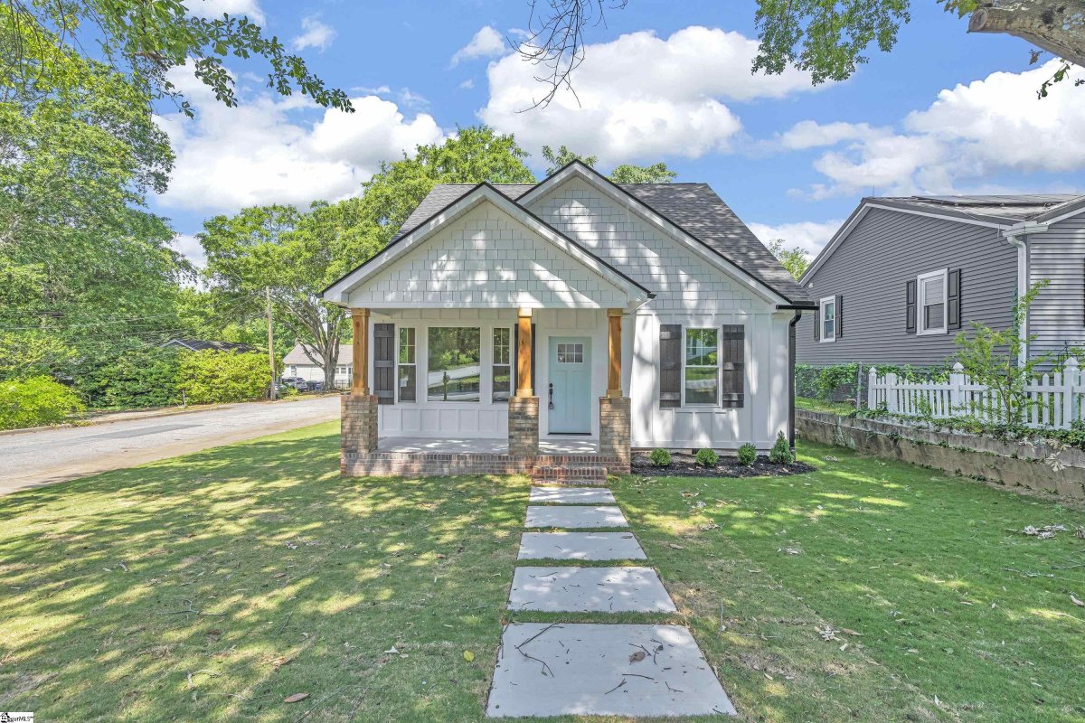 20 Bleckley Avenue