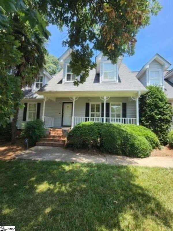 400 Foxhound Road